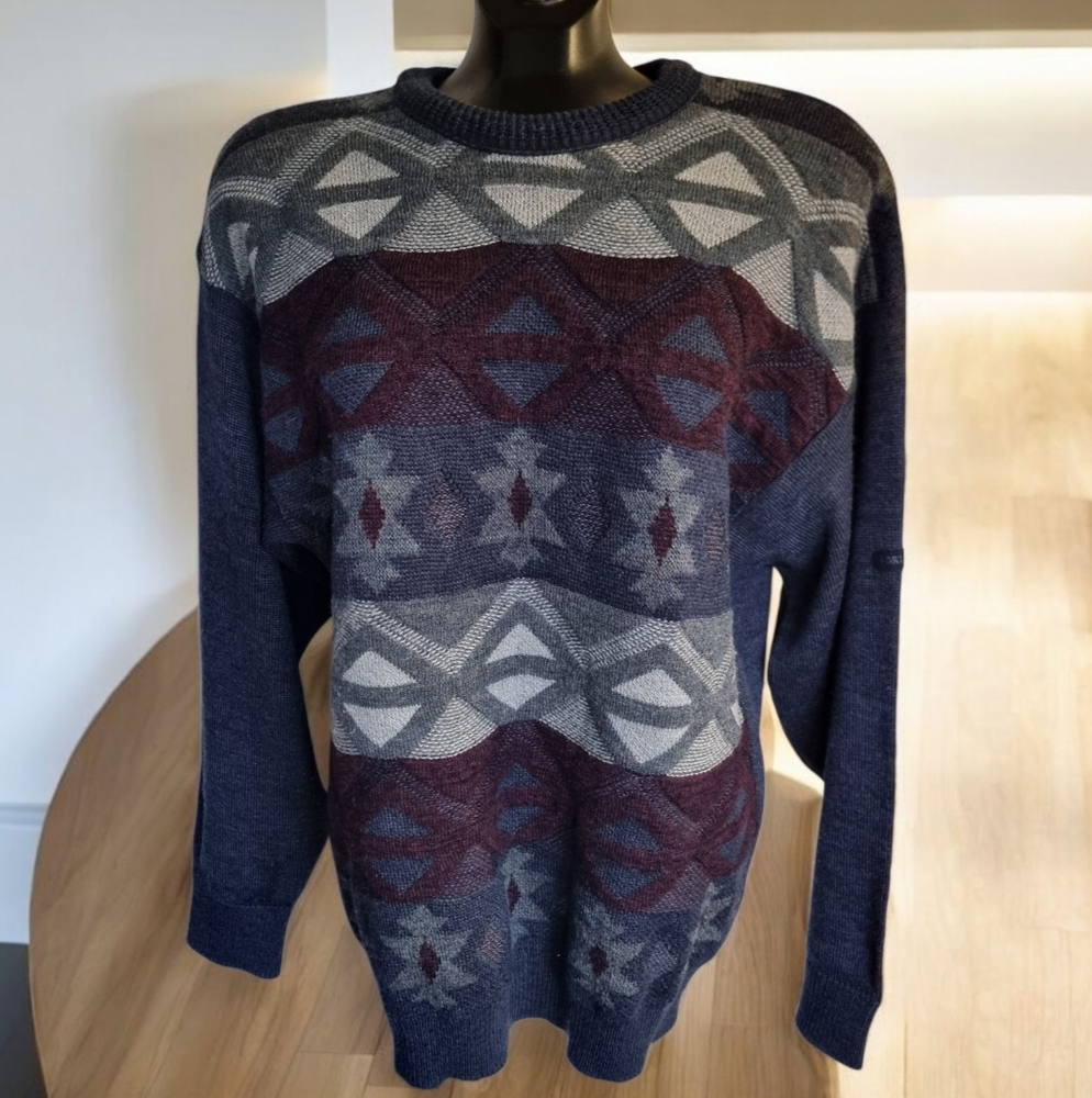Porto Cruz Vintage 90s Men's Sweater - Blue, Gray, Burgundy Made In Canada